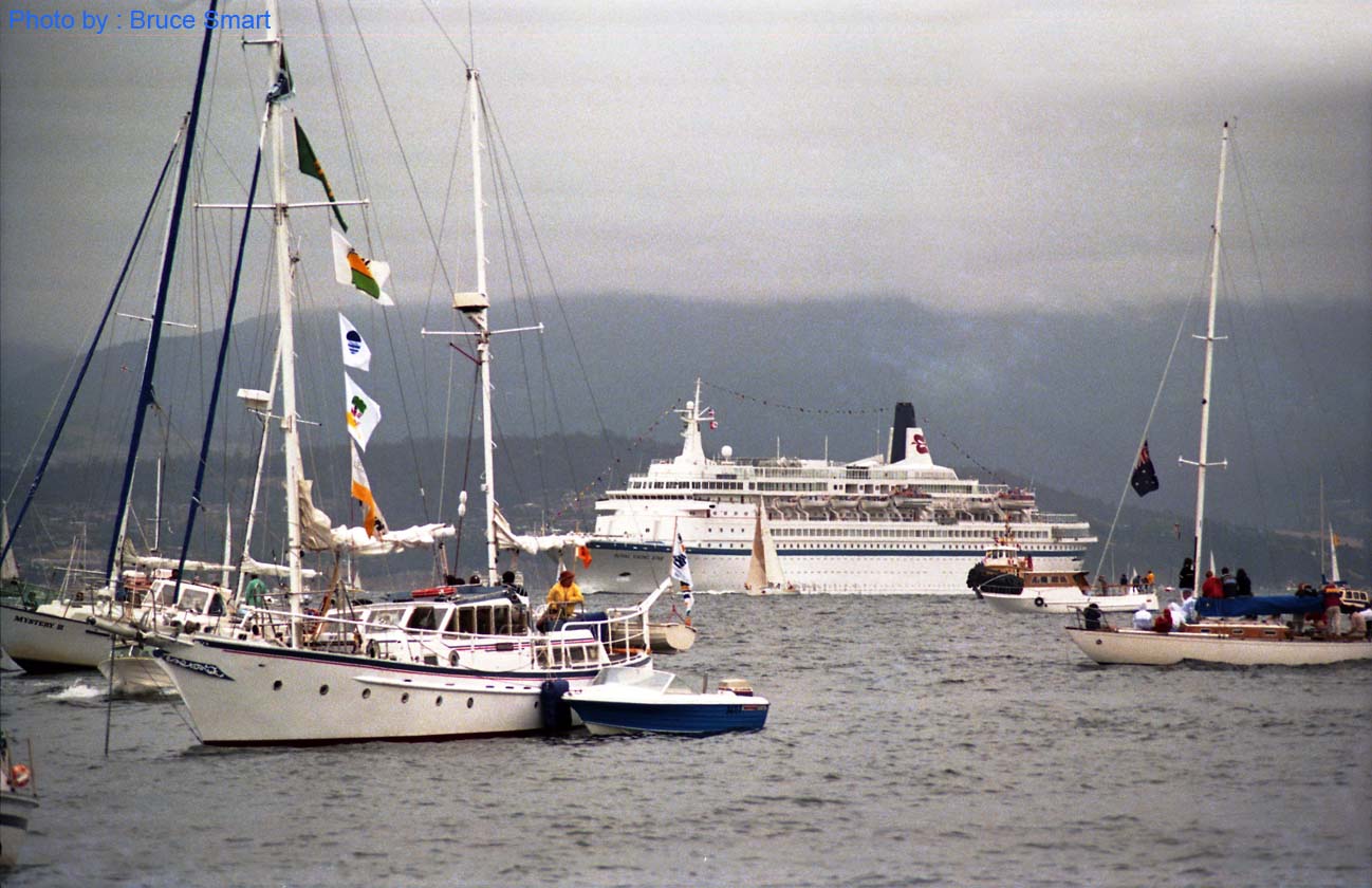 TS88-040 - Royal Viking Star
