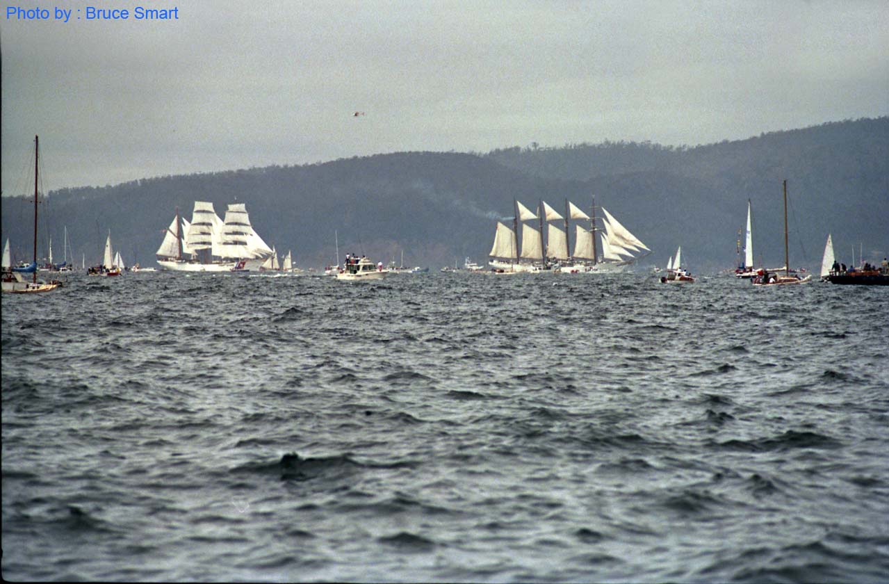 TS88-101 - Eagle & Juan Sebastian De Elcano